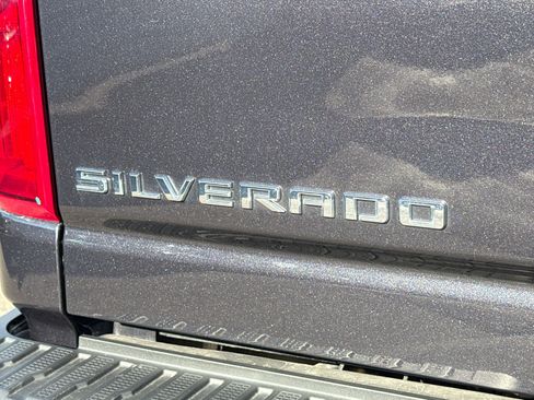 Used 2024 Chevrolet Silverado 2500 LTZ image 12