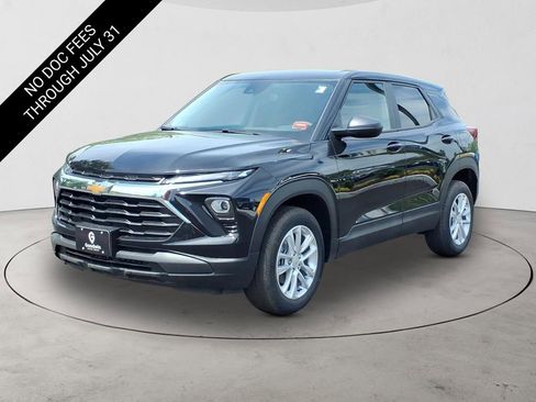 New 2026 Chevrolet TrailBlazer LS w/ LS Convenience Package AWD/4WD image 1
