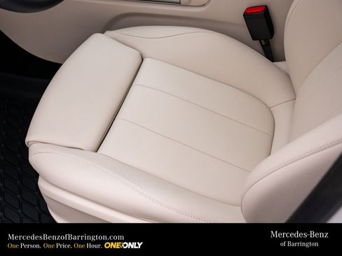 New 2026 Mercedes-Benz GLA 250 4MATIC image 18