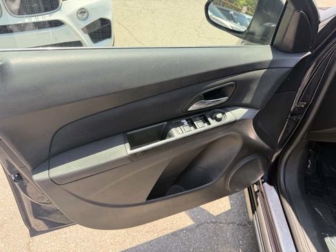 Used 2014 Chevrolet Cruze LTZ w/ RS Package FWD image 10