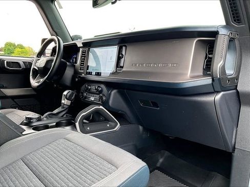 Used 2022 Ford Bronco Outer Banks AWD/4WD image 14