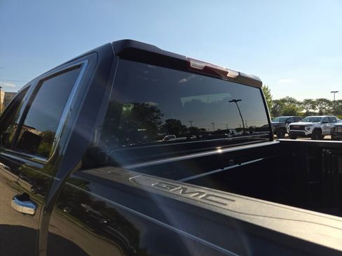 New 2026 GMC Sierra 2500 SLT image 21