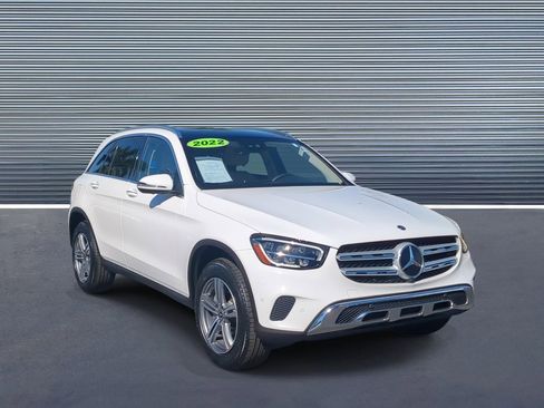 Used 2022 Mercedes-Benz GLC 300 image 2