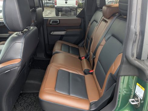 Used 2023 Ford Bronco Outer Banks image 14