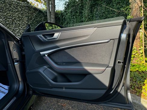 Used 2023 Audi RS 7 Sportback w/ Black Optic Package image 25