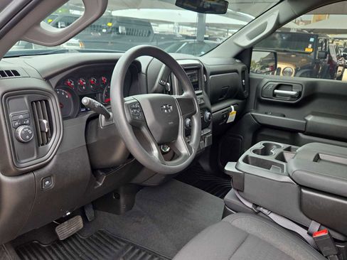 Used 2026 Chevrolet Silverado 1500 Custom w/ Rally Edition RWD image 10