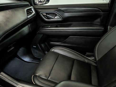 Used 2022 GMC Yukon XL SLT w/ SLT Premium Package AWD/4WD image 26