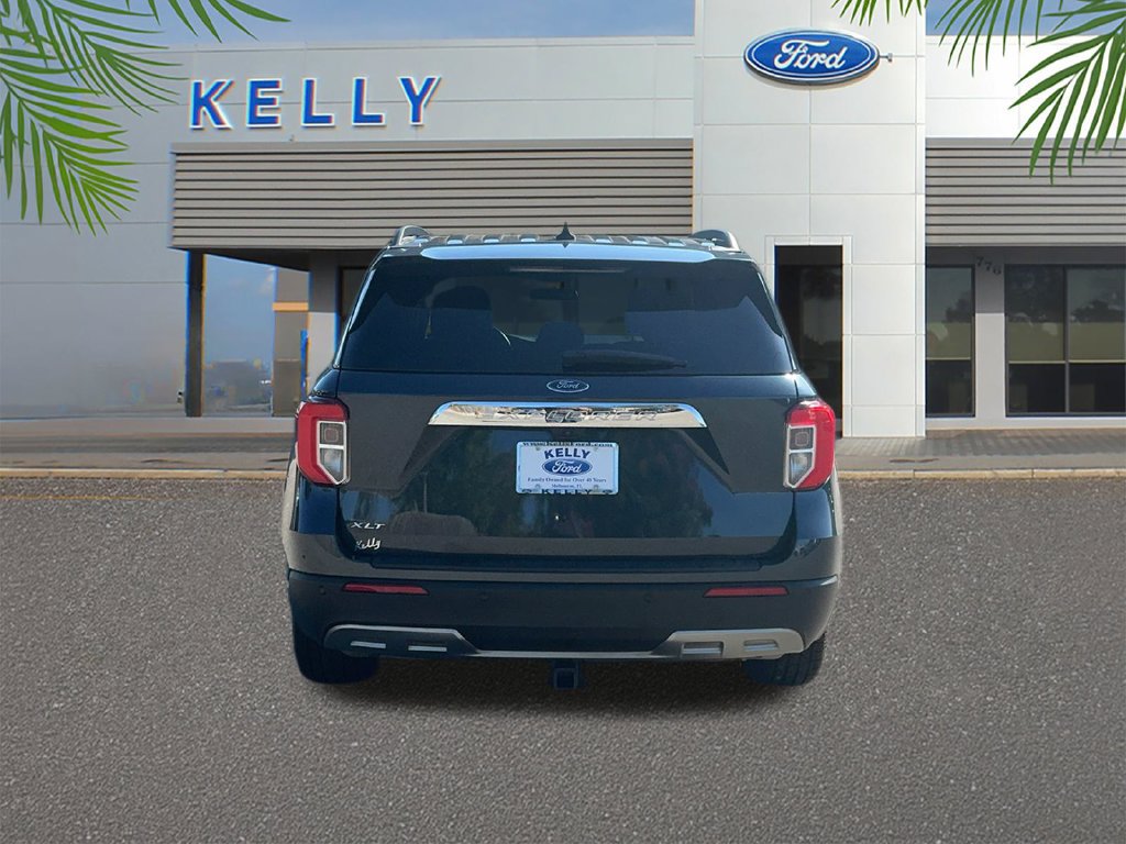 Certified 2023 Ford Explorer XLT w/ Equipment Group 202A RWD image 4