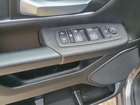 Used 2023 RAM 1500 Big Horn AWD/4WD image 24