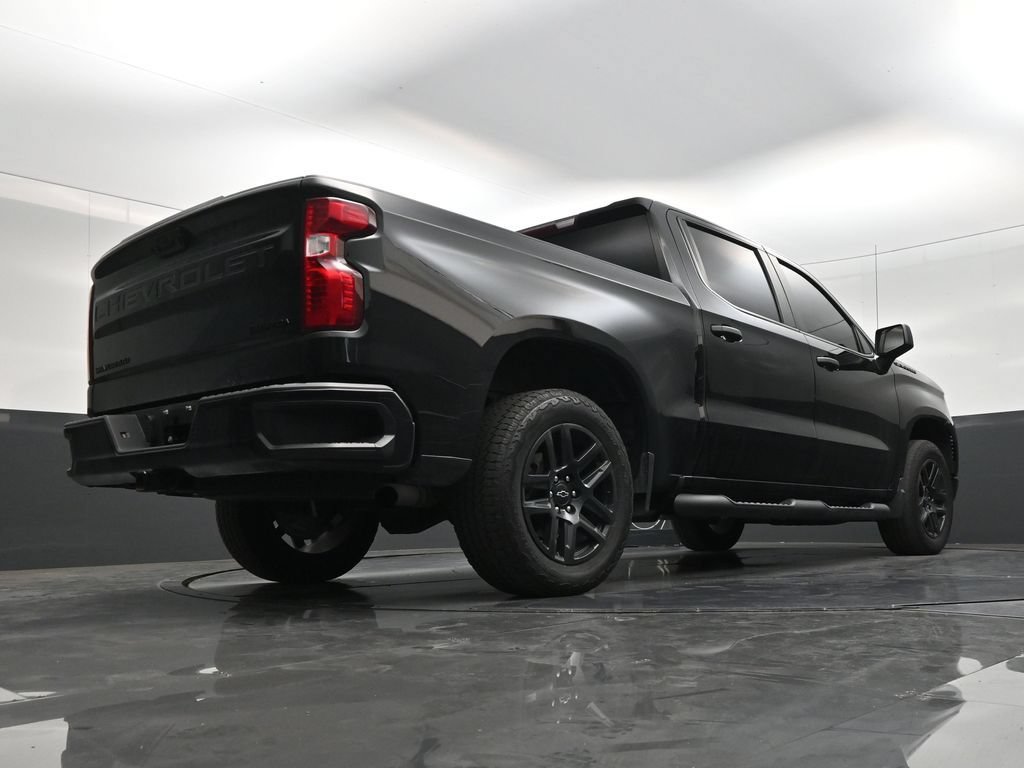Used 2024 Chevrolet Silverado 1500 Custom w/ Turbomax Blackout Package RWD image 24