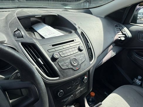 Used 2017 Ford Escape S image 10