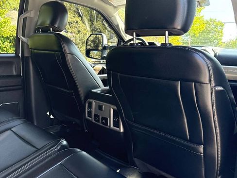 Used 2020 Ford F350 Lariat AWD/4WD image 21