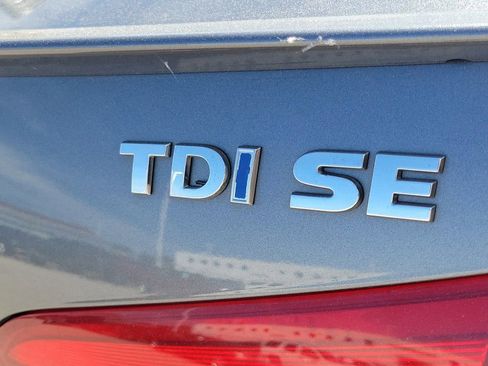 Used 2014 Volkswagen Passat TDI SE FWD image 6