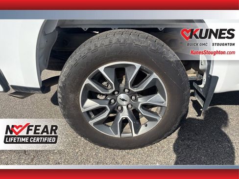 Used 2025 Chevrolet Silverado 1500 RST w/ Convenience Package II AWD/4WD image 14