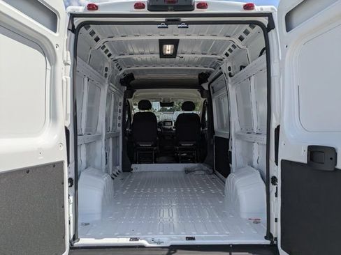 New 2026 RAM ProMaster 2500 w/ Convenience Group FWD image 12