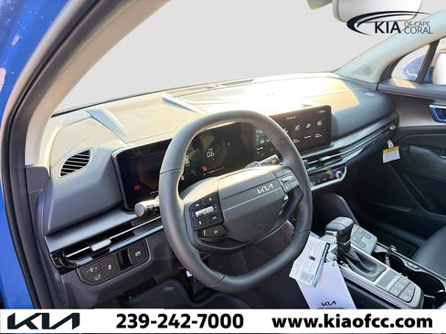 New 2026 Kia Sportage EX image 24