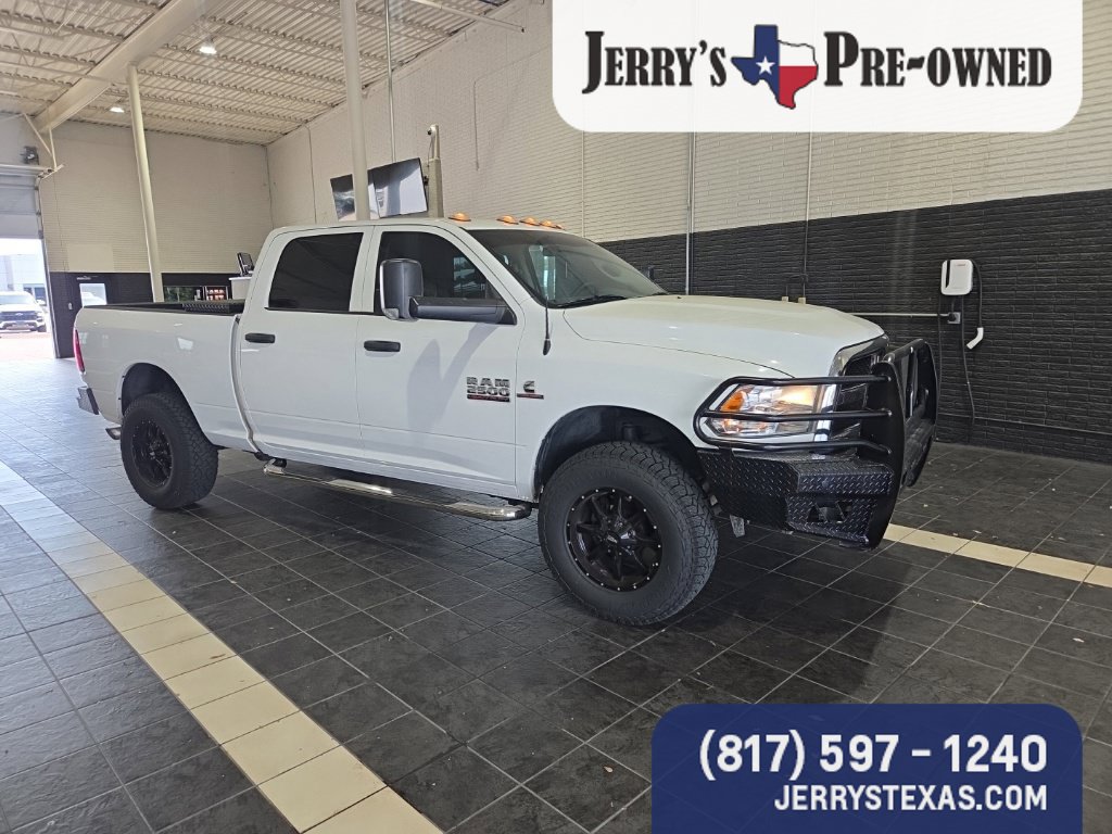Used 2018 RAM 2500 Tradesman w/ Chrome Appearance Group AWD/4WD image 2