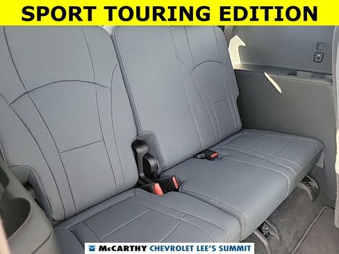 Used 2023 Buick Enclave Essence w/ Experience Buick Package image 24