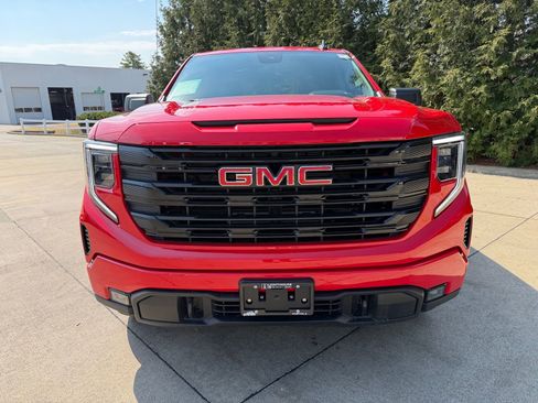 New 2026 GMC Sierra 1500 Elevation image 6