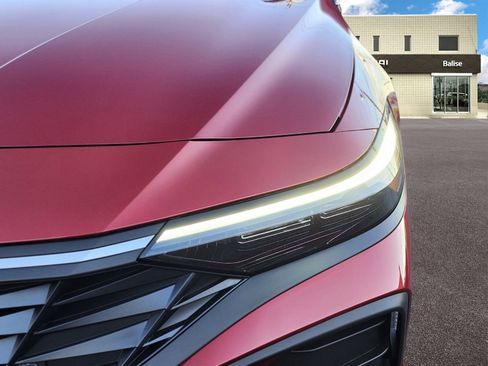 New 2026 Hyundai Elantra SE FWD image 10