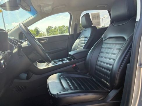 Used 2020 Ford Edge SEL FWD image 25