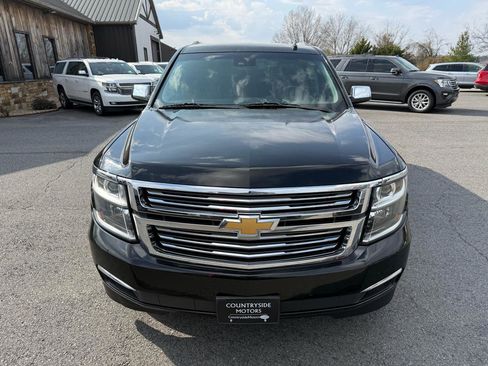 Used 2018 Chevrolet Suburban Premier image 10