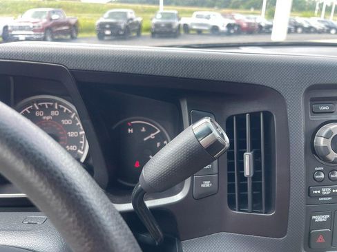 Used 2011 Honda Ridgeline RTS image 17