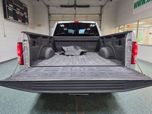 Used 2015 Ford F150 XLT w/ Equipment Group 301A Mid AWD/4WD image 21