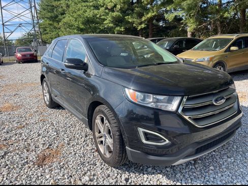 Used 2015 Ford Edge Titanium FWD image 1