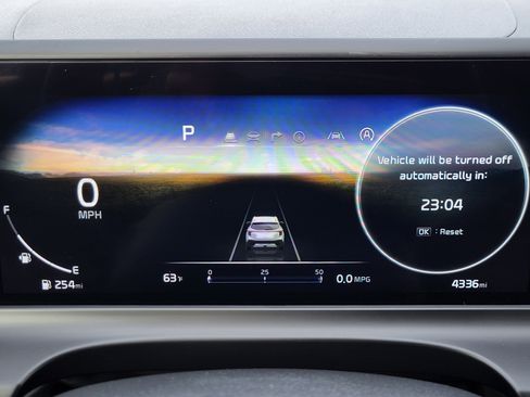 Used 2025 Kia Seltos EX w/ EX Sunroof Package image 22