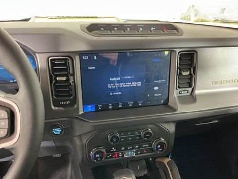 New 2026 Ford Bronco Badlands AWD/4WD image 20
