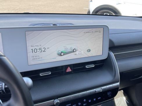 Certified 2024 Hyundai Ioniq 5 SE RWD image 23
