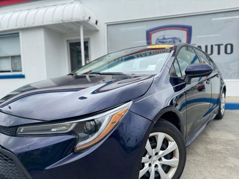 Used 2022 Toyota Corolla LE FWD image 4