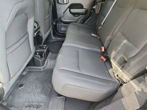 Used 2023 Jeep Wrangler Sport S image 25