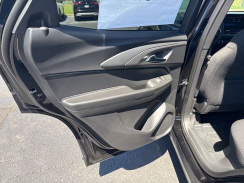 New 2026 Chevrolet TrailBlazer LT w/ Convenience Package AWD/4WD image 26