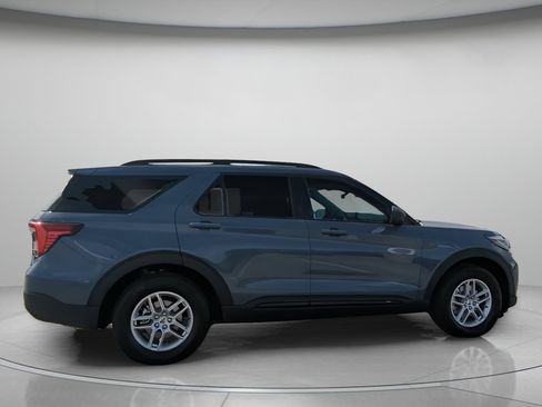 New 2026 Ford Explorer Active image 32