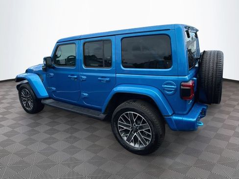 Used 2023 Jeep Wrangler Unlimited Sahara AWD/4WD image 8