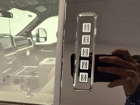 New 2026 Ford F250 4x4 Crew Cab Super Duty image 10
