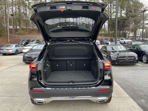 Certified 2025 Mercedes-Benz GLA 250 image 9