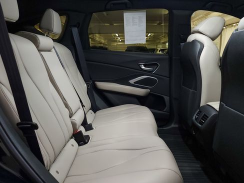 Used 2025 Acura RDX SH-AWD image 46