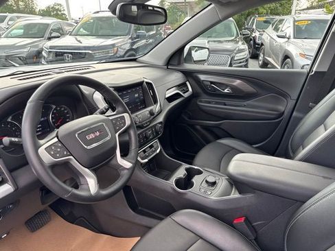 Used 2023 GMC Terrain SLT AWD/4WD image 10