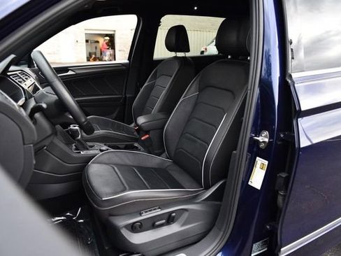 Used 2022 Volkswagen Tiguan SEL R-Line AWD/4WD image 21