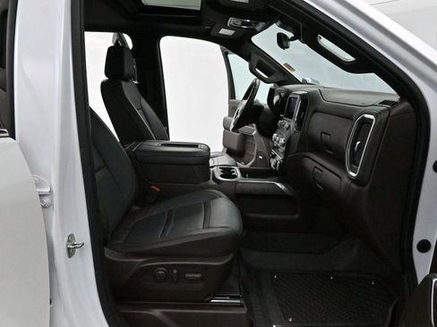 Used 2022 GMC Sierra 2500 Denali w/ Denali Ultimate Package image 32