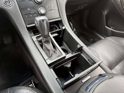 Used 2015 Ford Taurus Limited image 26