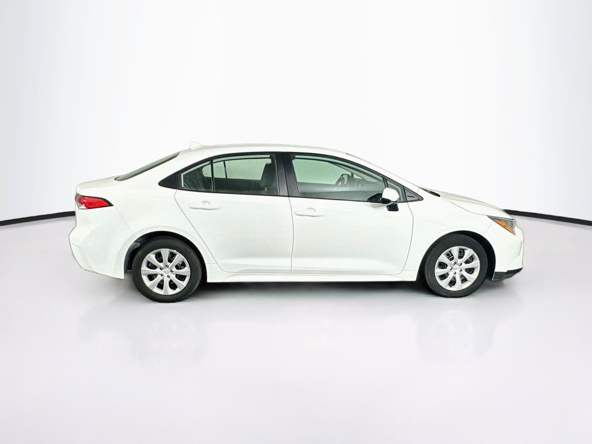 Used 2024 Toyota Corolla LE FWD image 10