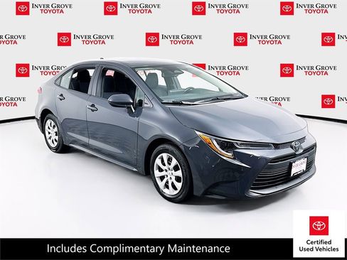 Certified 2025 Toyota Corolla LE image 3