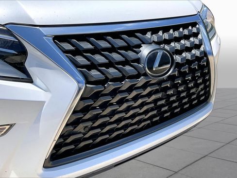 Used 2020 Lexus GX 460 Premium w/ Premium Package AWD/4WD image 30