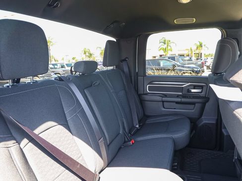New 2026 RAM 3500 Big Horn AWD/4WD image 17