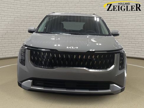 New 2026 Kia Carnival EX image 2