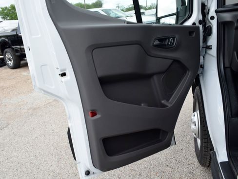 New 2026 Ford Transit 150 148 Medium Roof AWD image 19